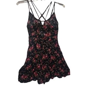 American eagle outfitters floral top